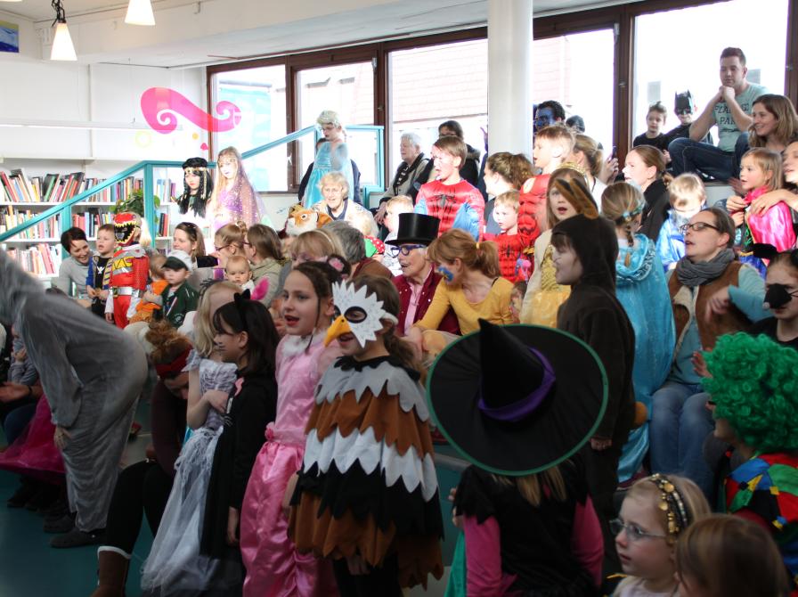 Fastelavnsfest på biblioteket